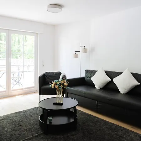Grosse Gemutliche Mit Waldblick Apartment Köln